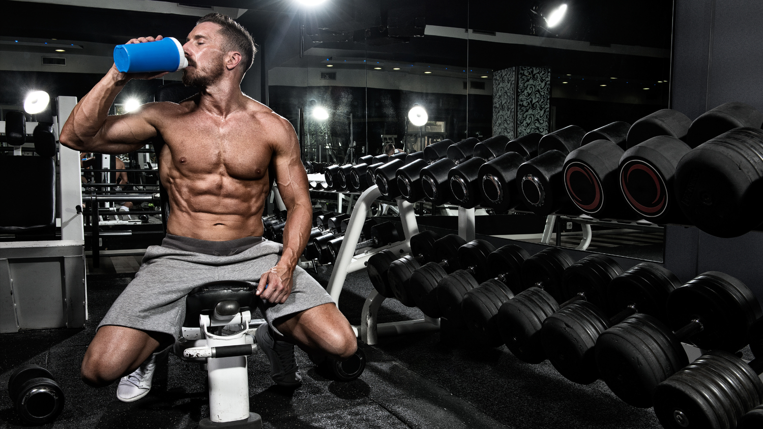 Effektiver Muskelaufbau: Warum Whey & Casein gemeinsam mehr leisten